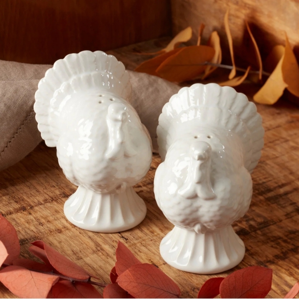 Lenox French Perle Carved Turkey Salt & Pepper Set - Picture 7 of 9